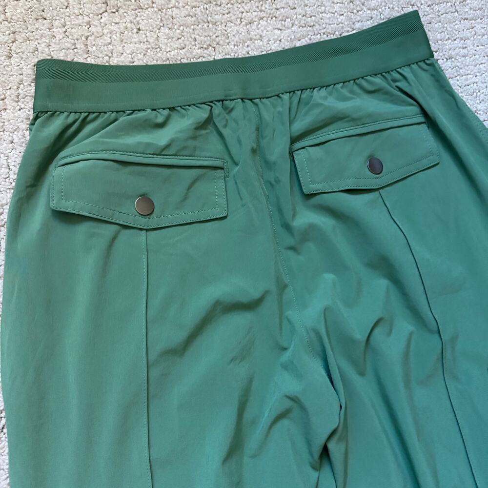 *NWT Athleta Vienna Cargo Pants Green Size 4 Athletic Travel Stretch - Picture 5 of 11